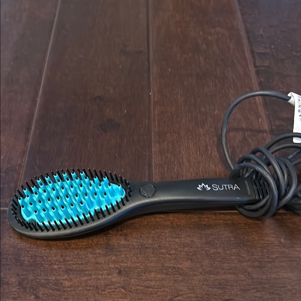 Sutra hair, straightening brush